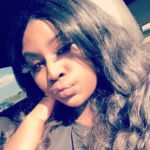 Meet your Posher, Mikayla